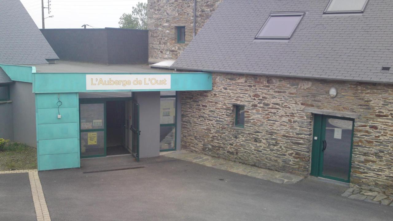 Auberge De L'oust Uzel Exterior foto